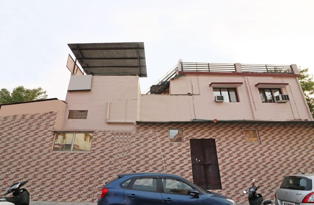 Oyo 14179 Panchvati Dehradun Exterior photo